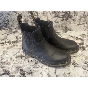 Doc Martens 2976 Chelsea Boots